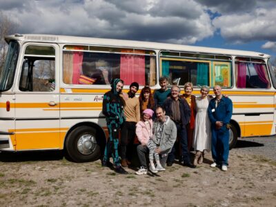 Comienza el rodaje de El Bus de la Vida, una película luminosa y musical